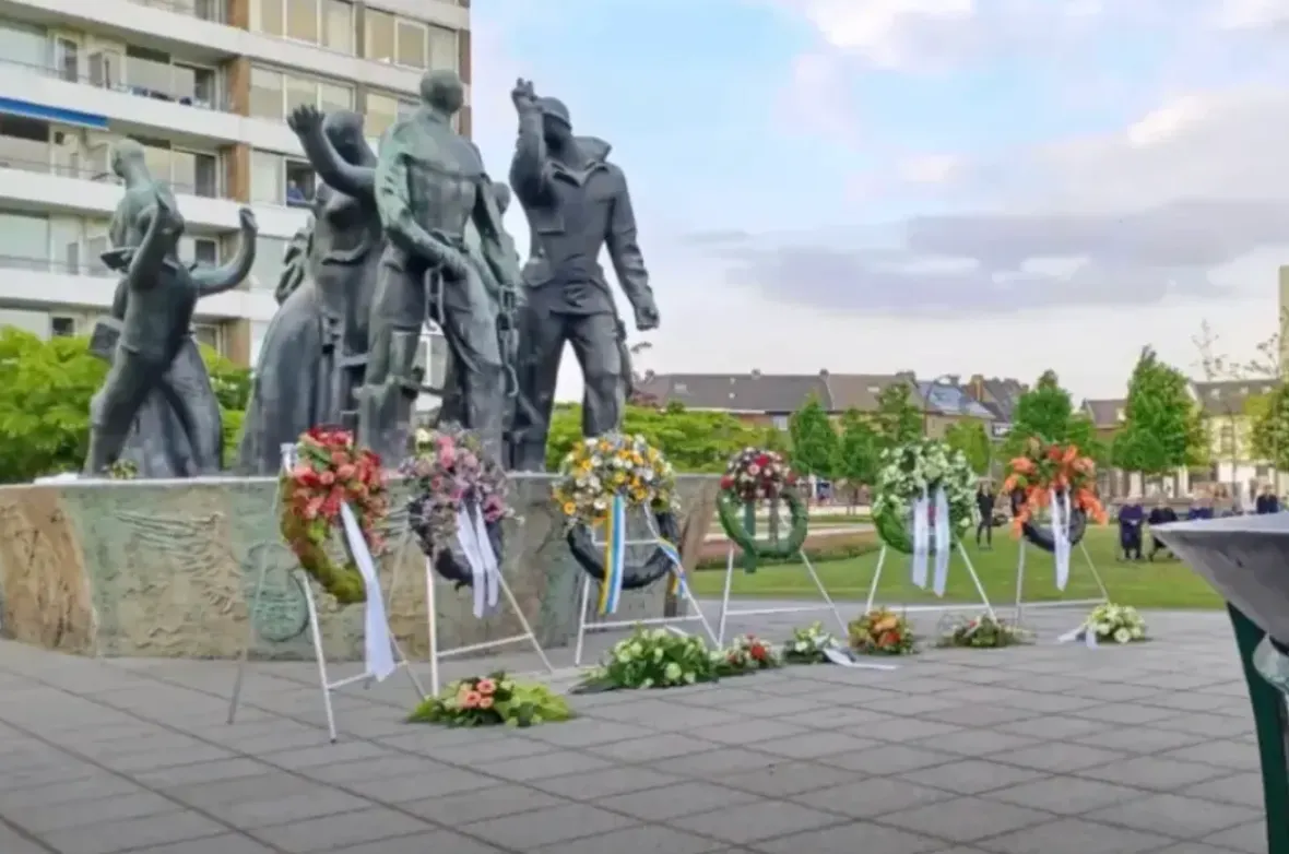 Eén dodenherdenking verbindt ook de muziekgezelschappen