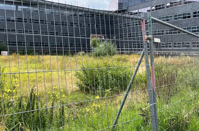 Politieke ergernis over vertraging bouwplan Heugemerveld