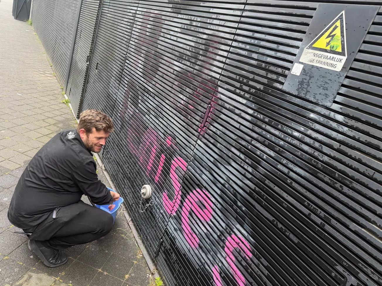 Pathé moet weer dagje schrobben op graffiti