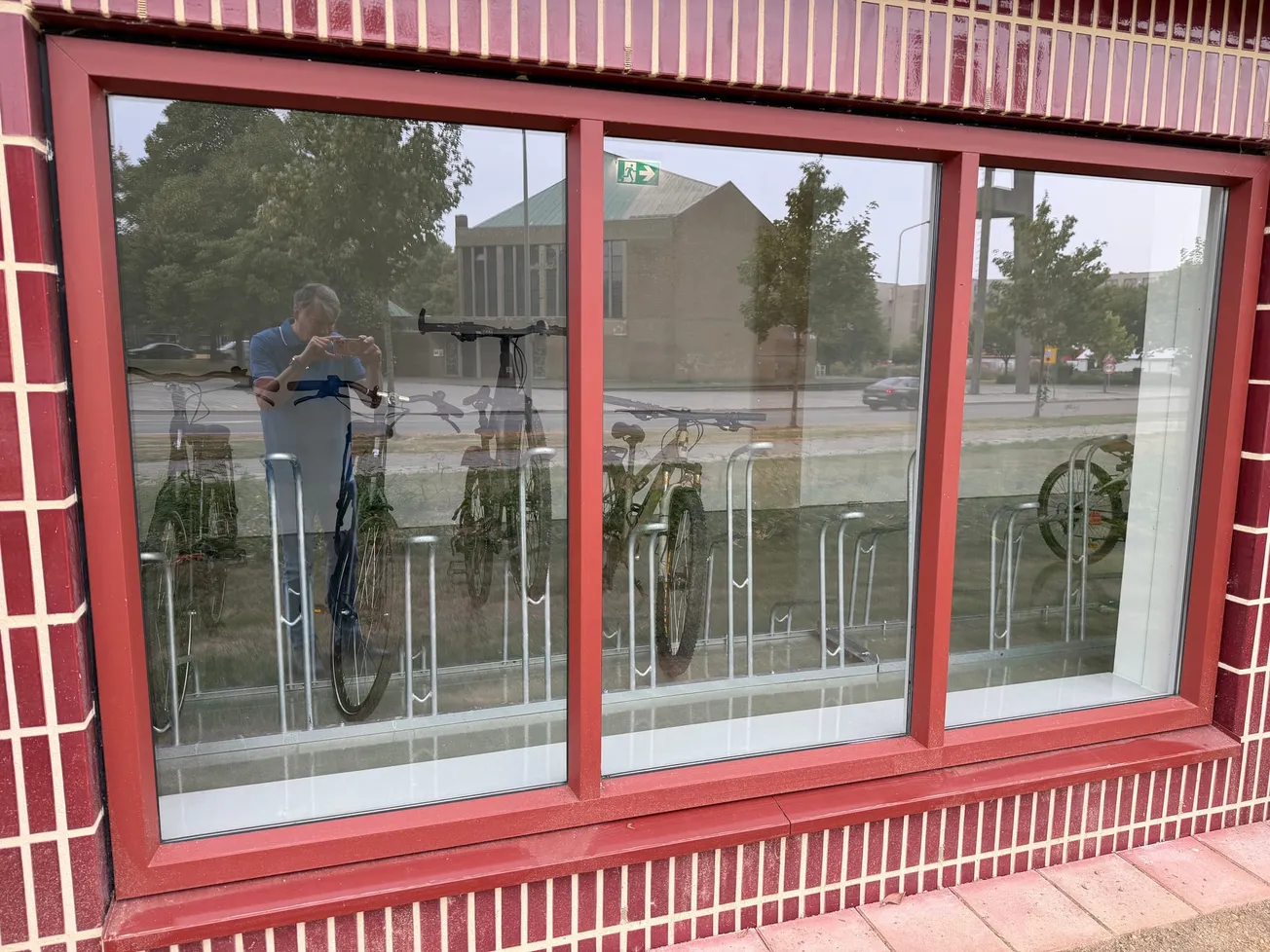 Woonpunt wil folie plakken tegen fietsdieven Mammoetflat
