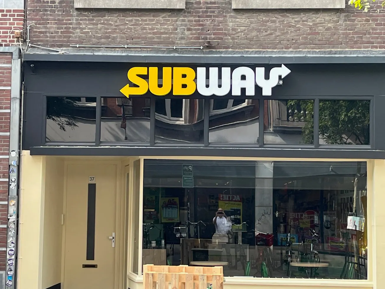 Subway terug in Wyck