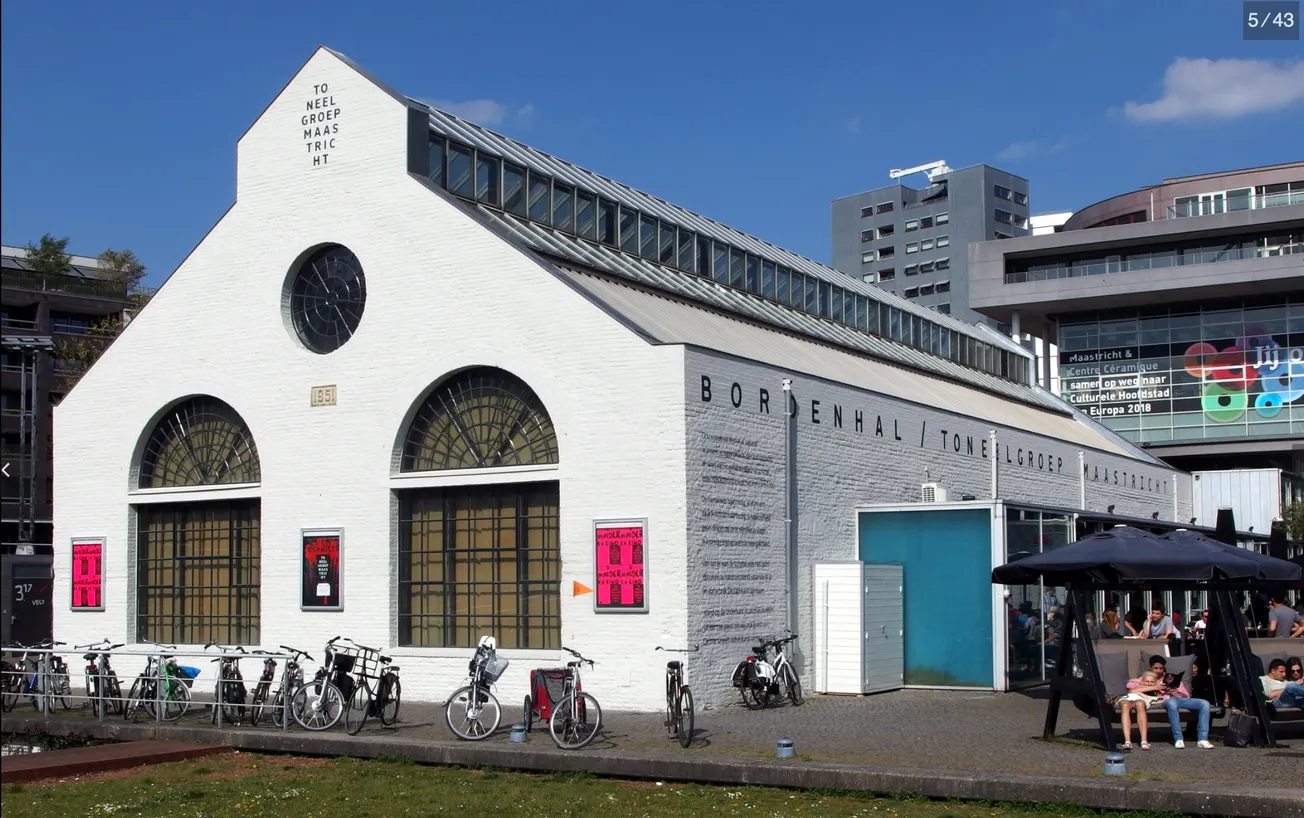 Nieuwe lichtstraat voor Bordenhal