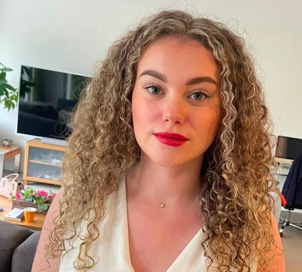 21-jarige Lara vermist