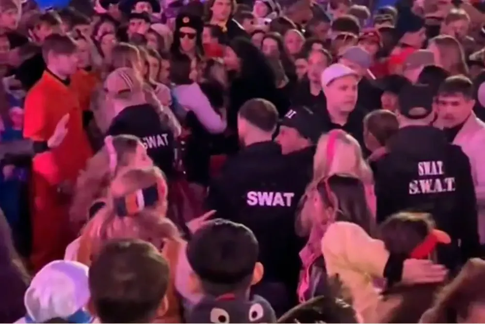 Leden SWAT-team door carnavalsvideo veroordeeld