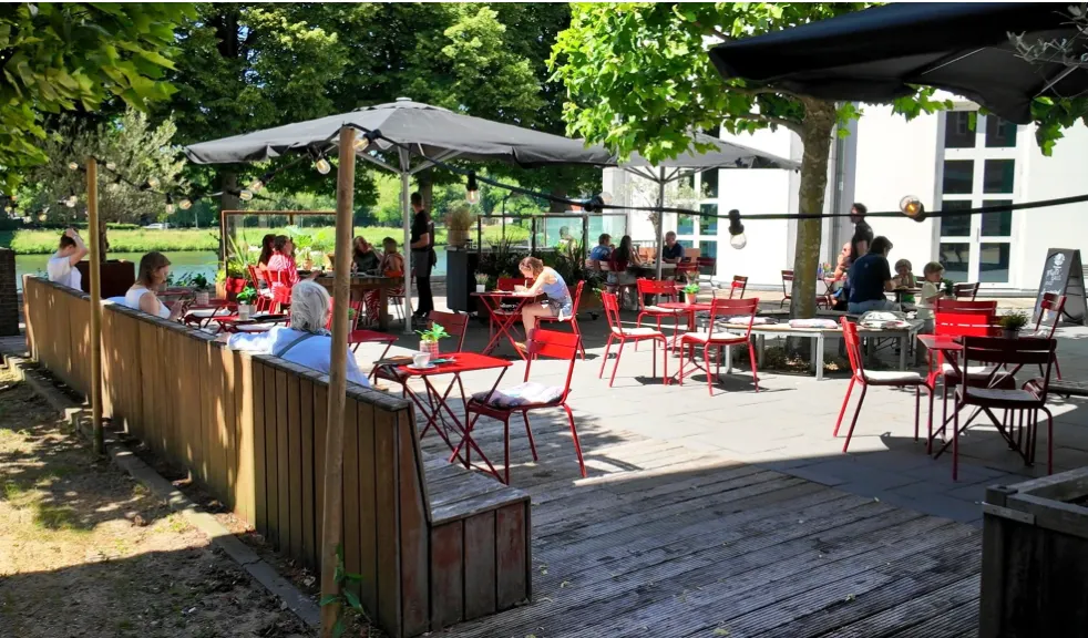 Nieuw terras Ipanema gestolen