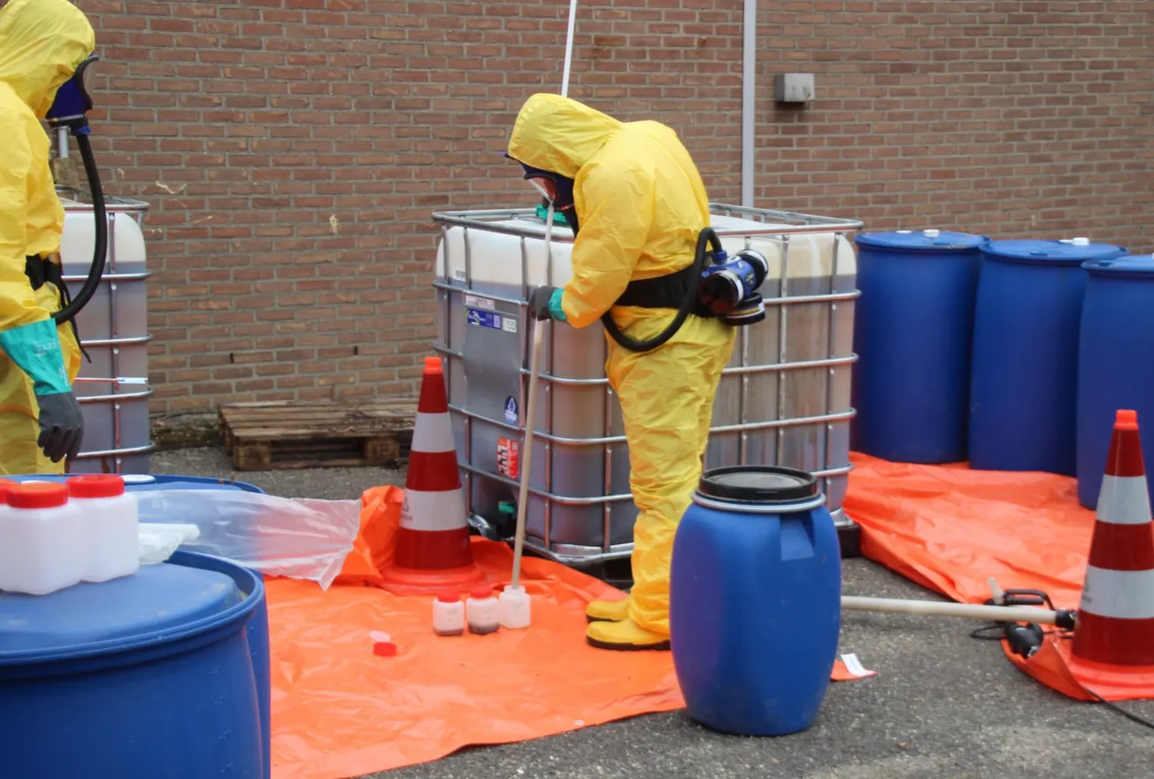 Containers drugsfval gedumpt