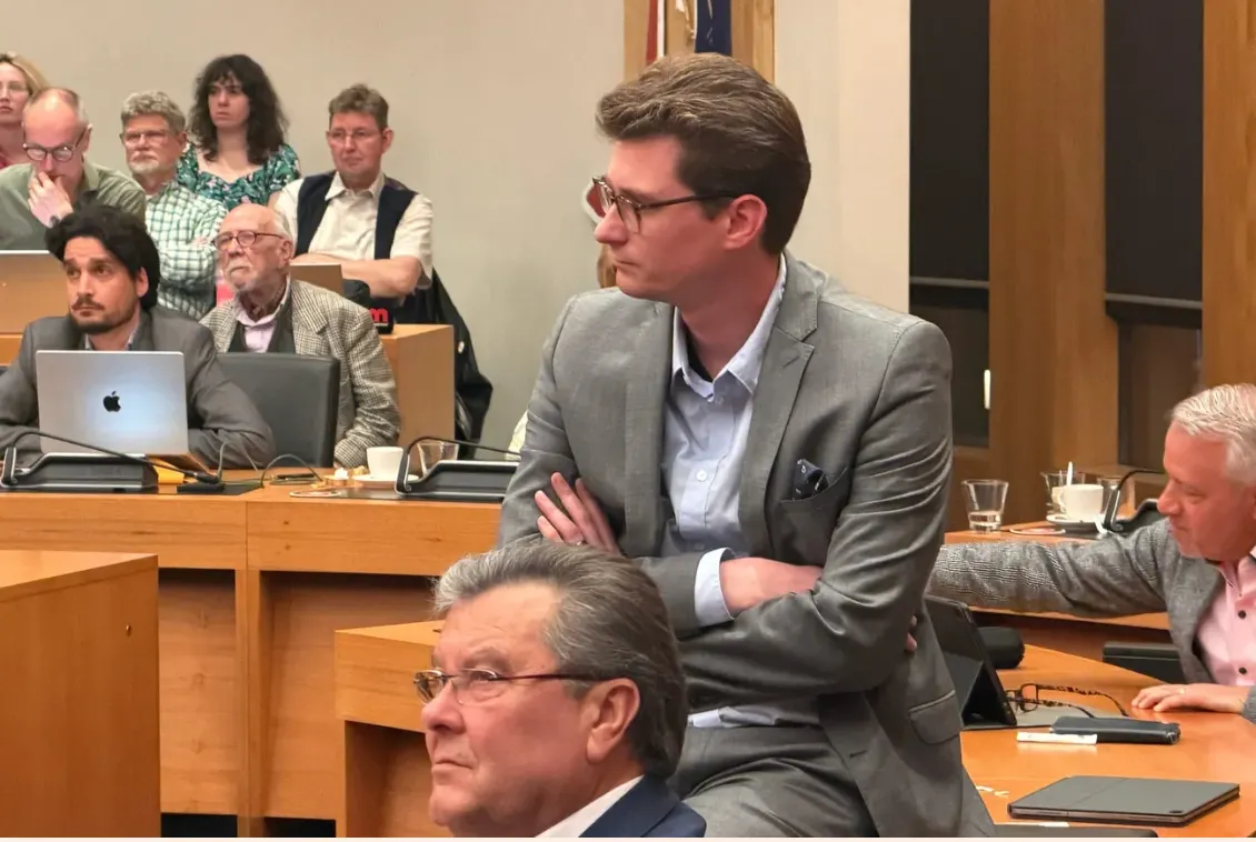 Wethouder Noteborn verdwaalt in een straal van 200 meter