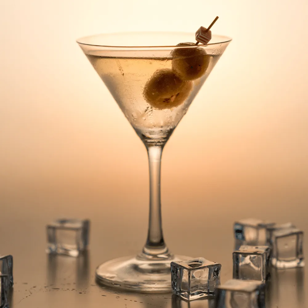 Chill Out With The Best Martini Glasses for Cocktail Hour!