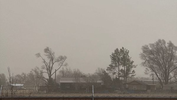 "Ox Fire" Breaks Out in Manzano Mountains During Dust Storms