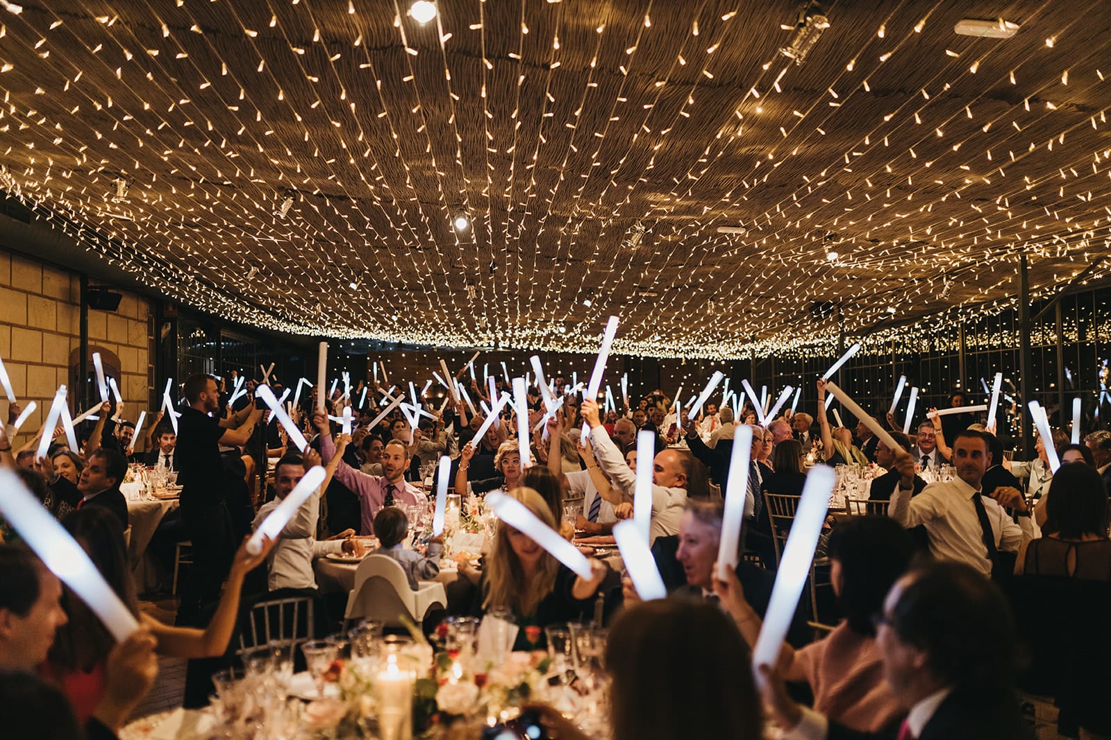 La sala del banquete durante la fiesta, vista desde arriba