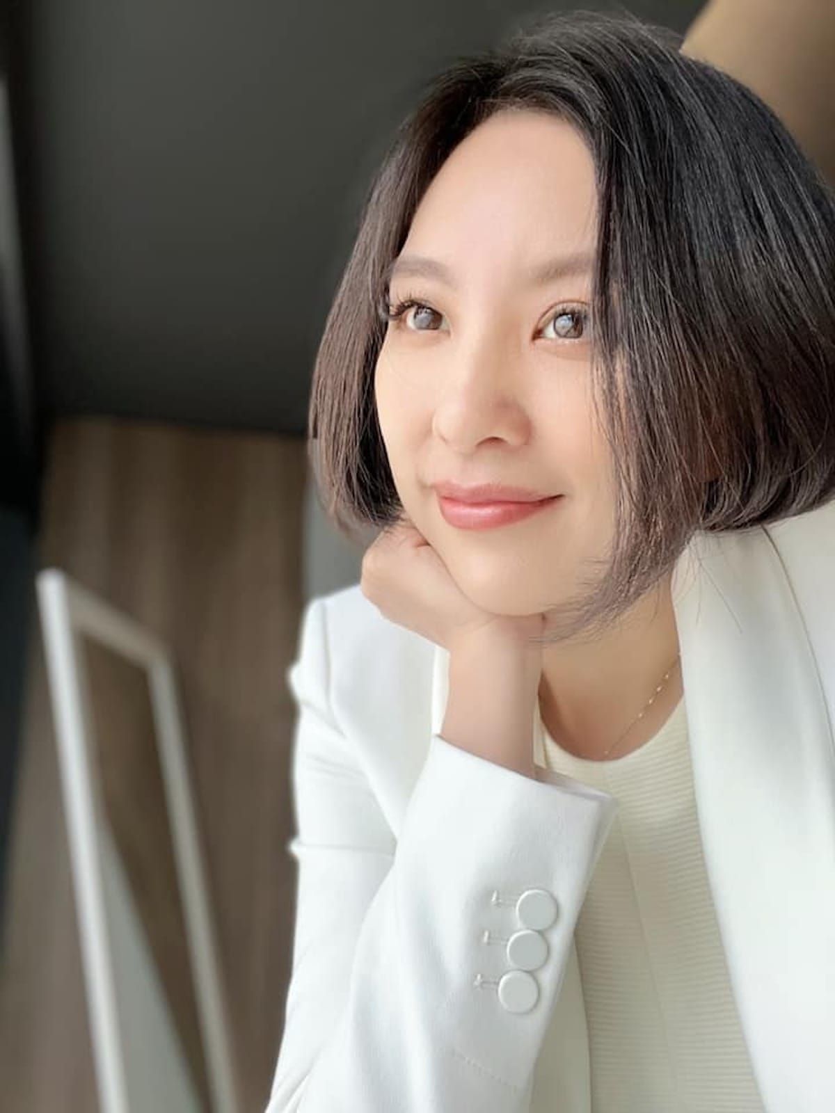 關於 Nina 劉佳怜