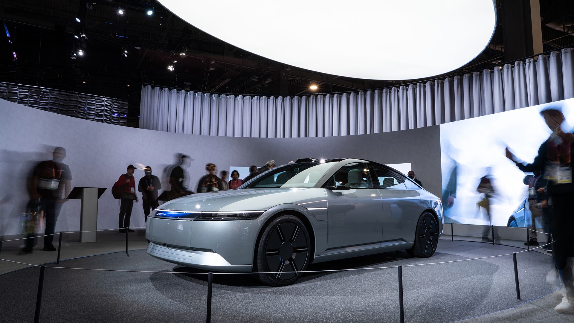 Tech was supposed to make cars safer. It didn’t deliver.