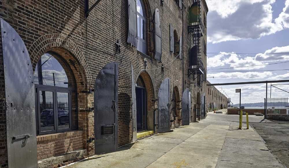 481 van brunt st (BWAC)