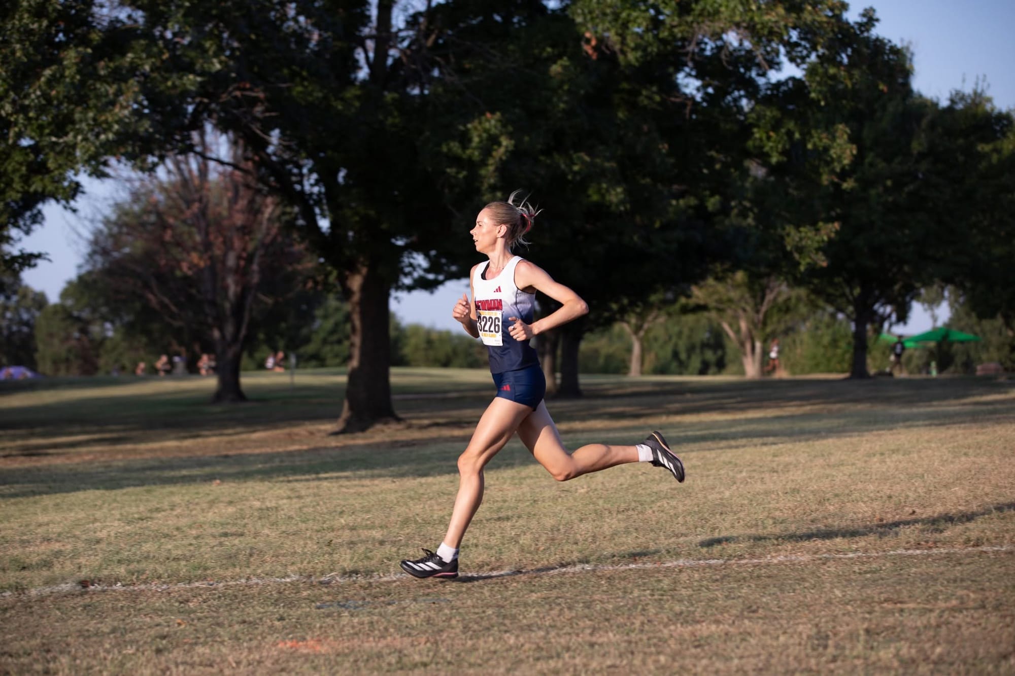 Runner shatters NU record