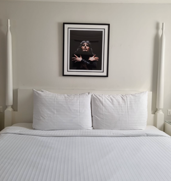 Made In Heaven: visiting Freddie's Duck House