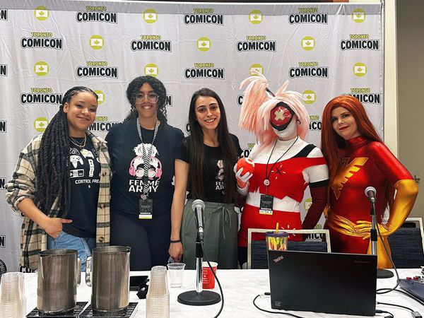 Toronto Comicon, Femme Gaming, & meeting my idol Mona from Nanalan.