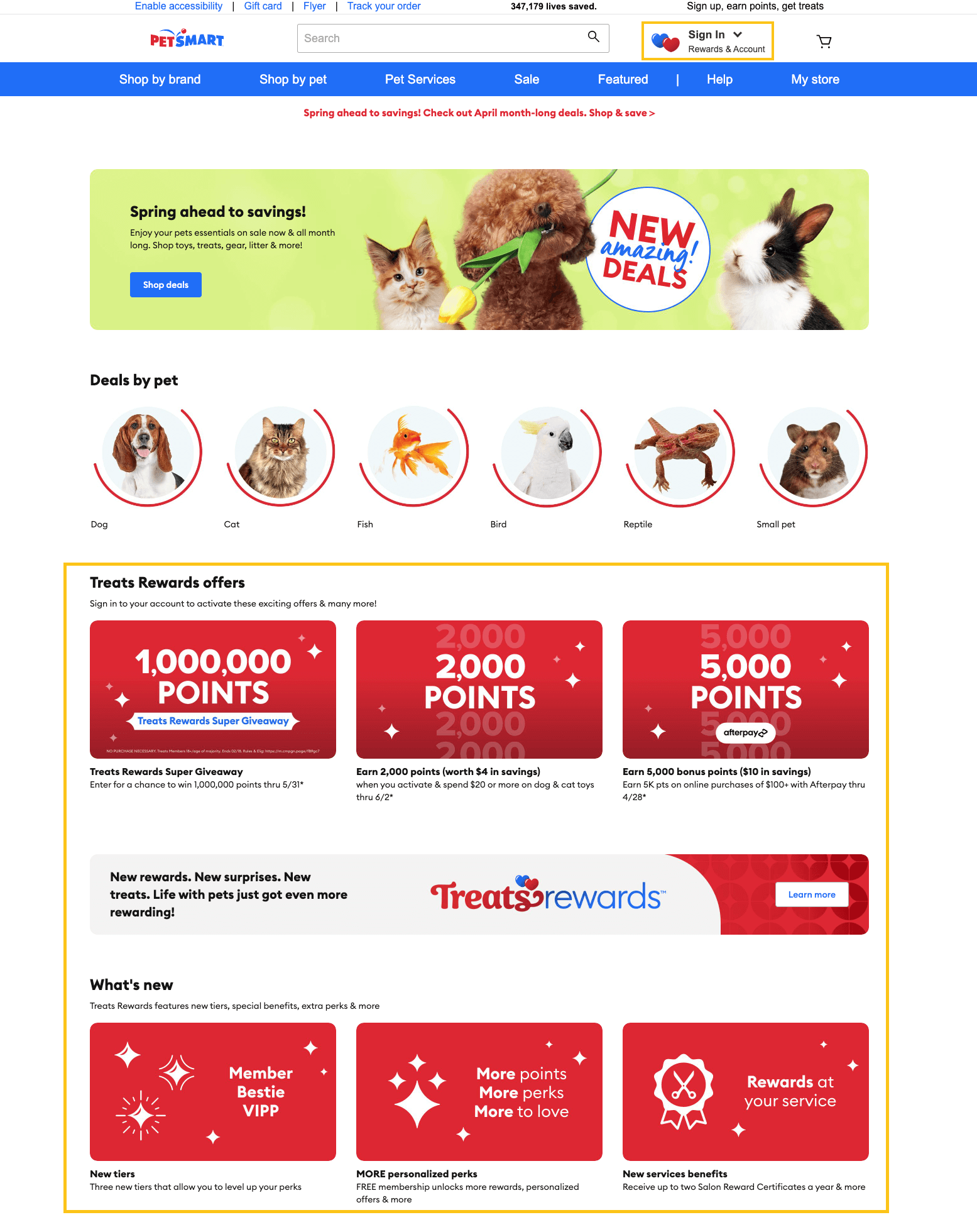 A screenshot of the PetSmart homepage highlighting the several CTAs to join the loyalty program.&nbsp;