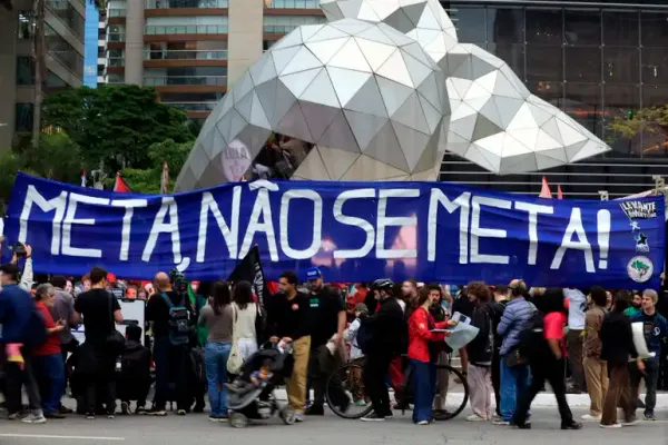 CTRL+Z  “Las grandes tecnológicas están interfiriendo en las elecciones brasileñas. Las autoridades deben actuar”.