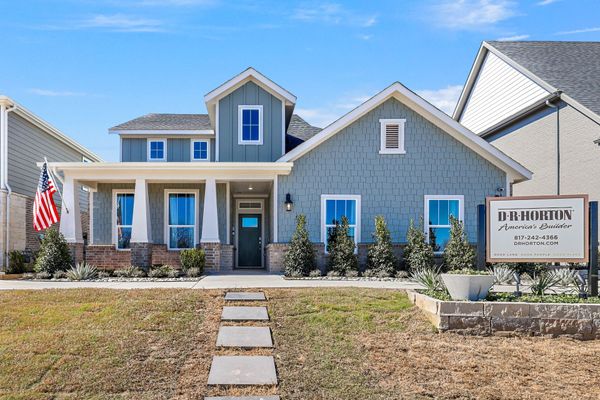 【個股觀點：D.R. Horton (DHI)】全美住宅龍頭，在降息與供給缺口的交會點上加速奔跑