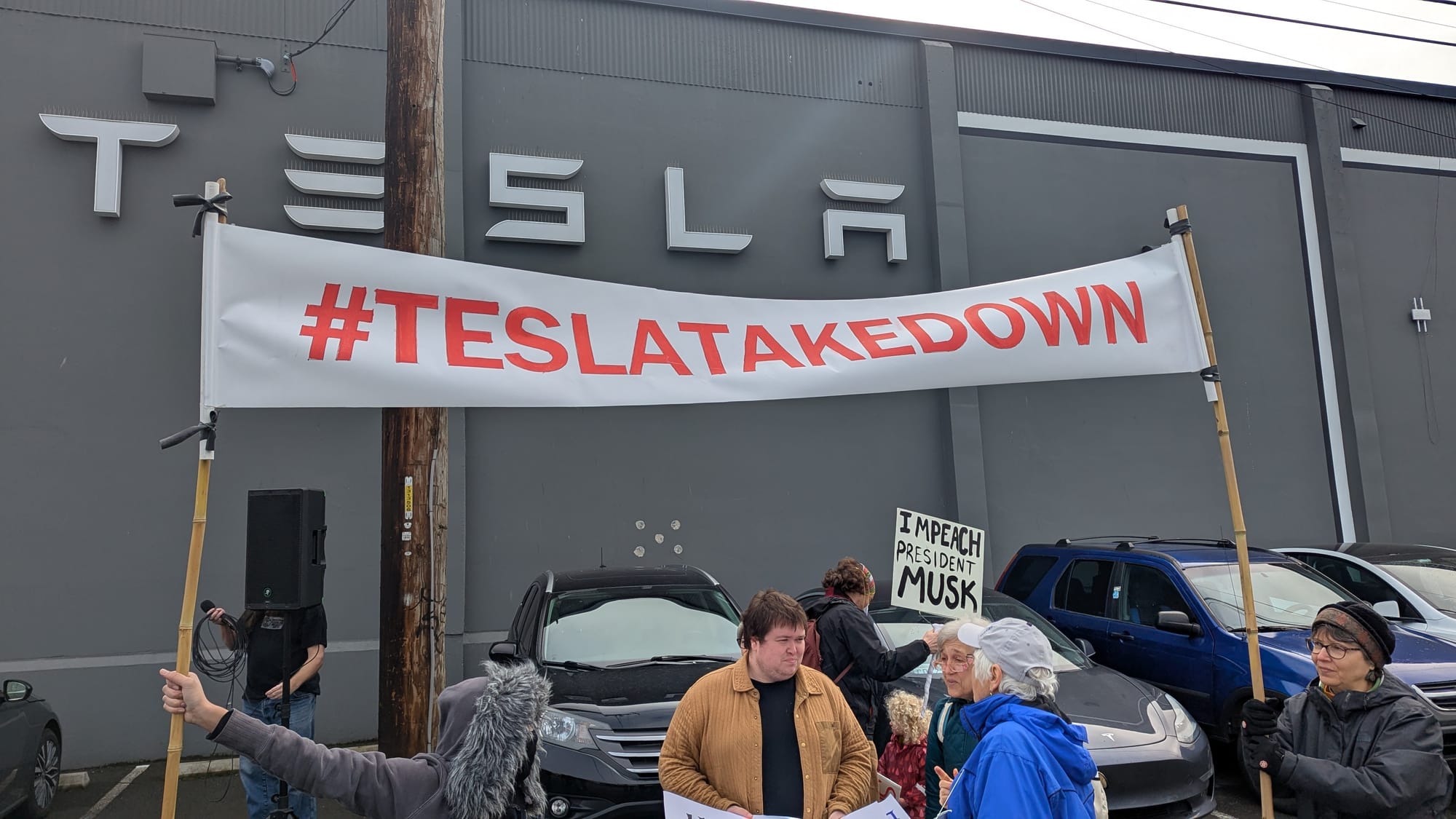 As Musk Complains, Tesla Takedown Movement Grows