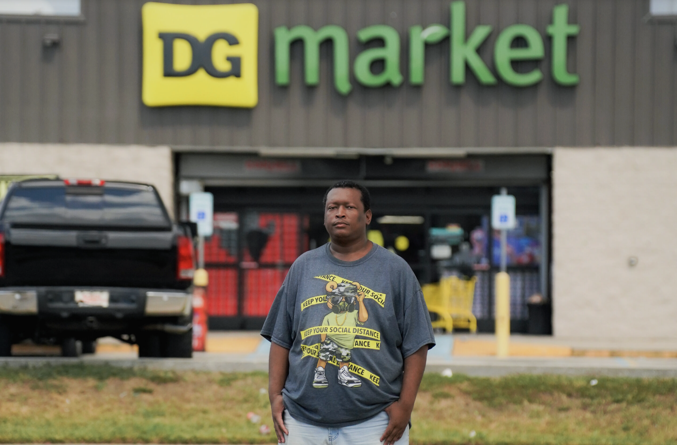 Dollar Store Workers Fight to Improve Jobs, Even Without a Union