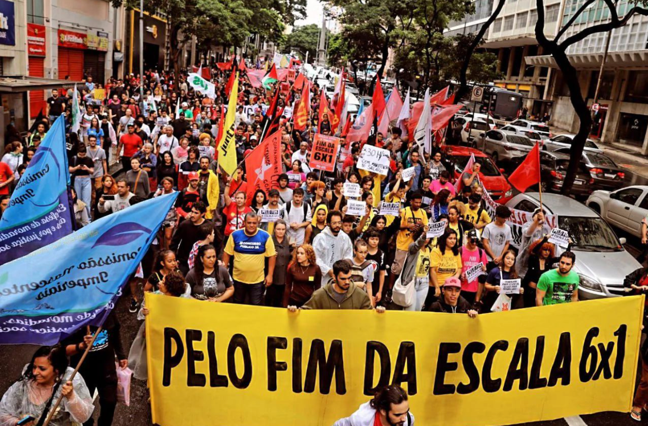 Lula Sees Boosts as He Pushes to Reduce Brazilian Workweek