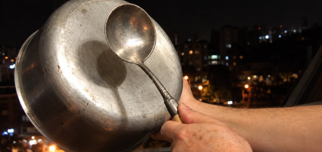 Listen: Brazilians Bang Pots All Over Brasil During Bolsonaro Globo TV interview