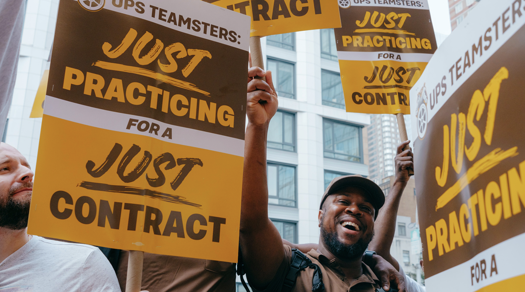 With UE & Wabtec Still Far Apart, Summer Lee Rallies the Troops - Videos of UPS Practice Picket Lines - Traders Joe Threatens to Sue Union over Copyri