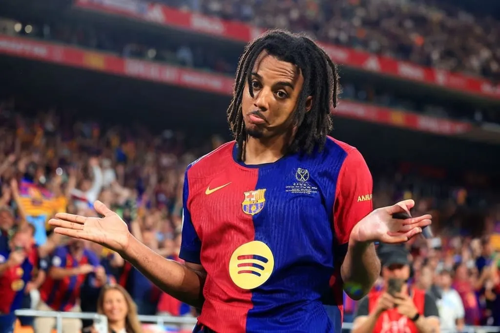 Jules Koundé: "Todo el mundo suma en este Barça"