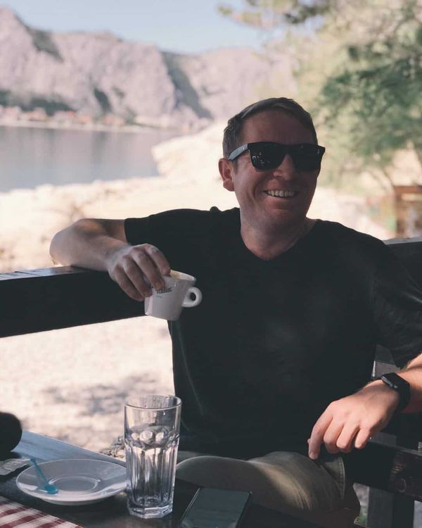 EP14: Managing A Large Virtual Team & Helping Companies Go Remote with Danny Page