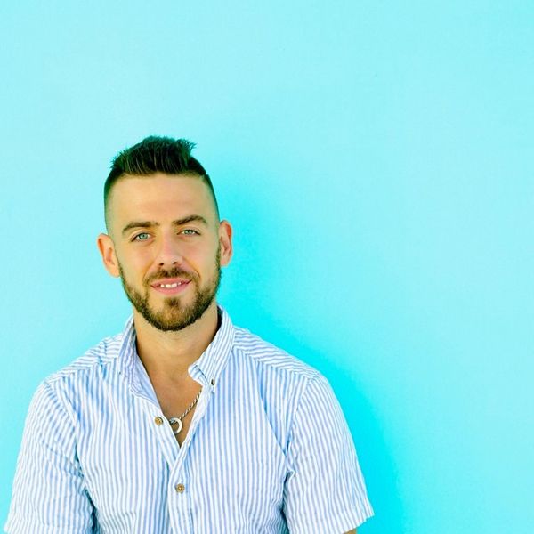 Tips To Land A Remote Job You Love with the Remote Job Coach - Jordan Carroll