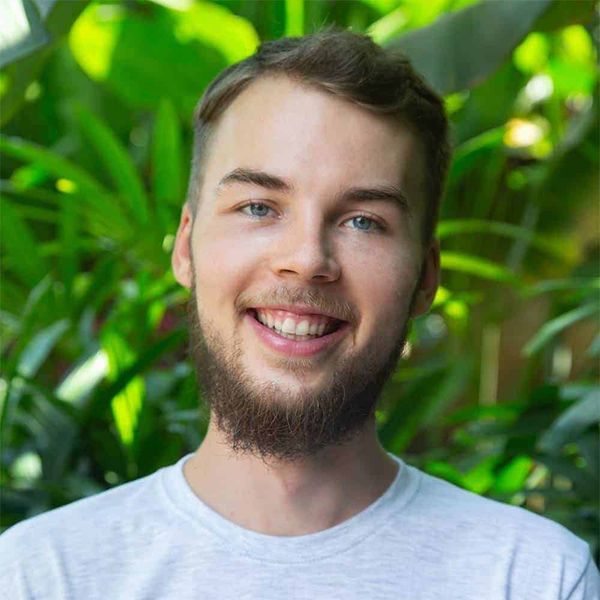 EP28-How To Build An Upwork Profile That Lands Your Ideal Clients On Autopilot with Robert O’Kruk