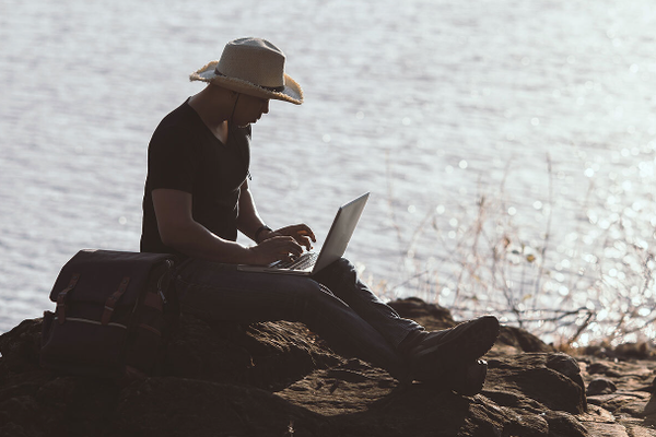 Best Remote Work Tools for Digital Nomads in 2025