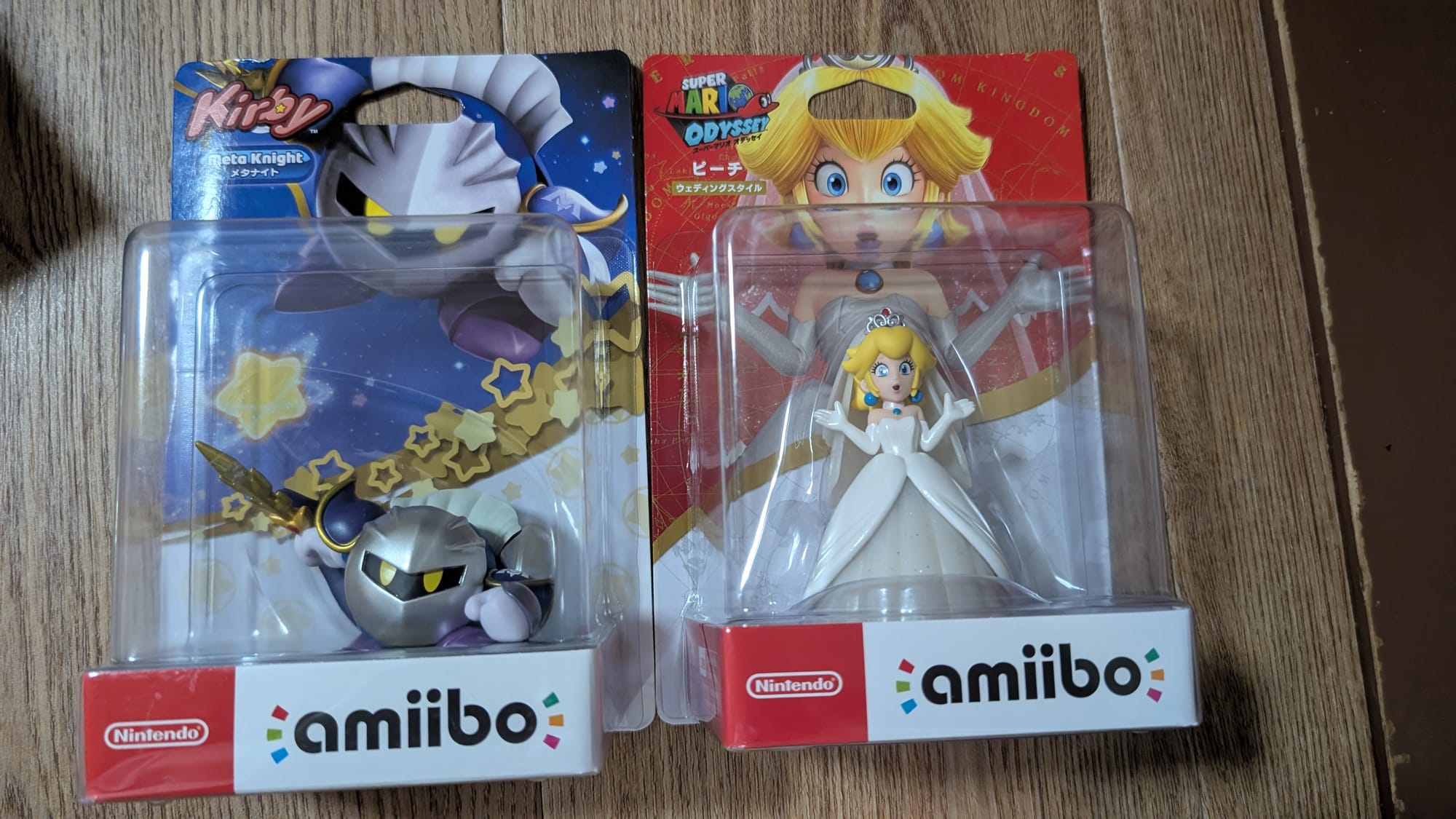 Meta Knight Amiibo - Kirby Line (left) and Wedding Peach Amiibo - Mario Odyssey Line (right)