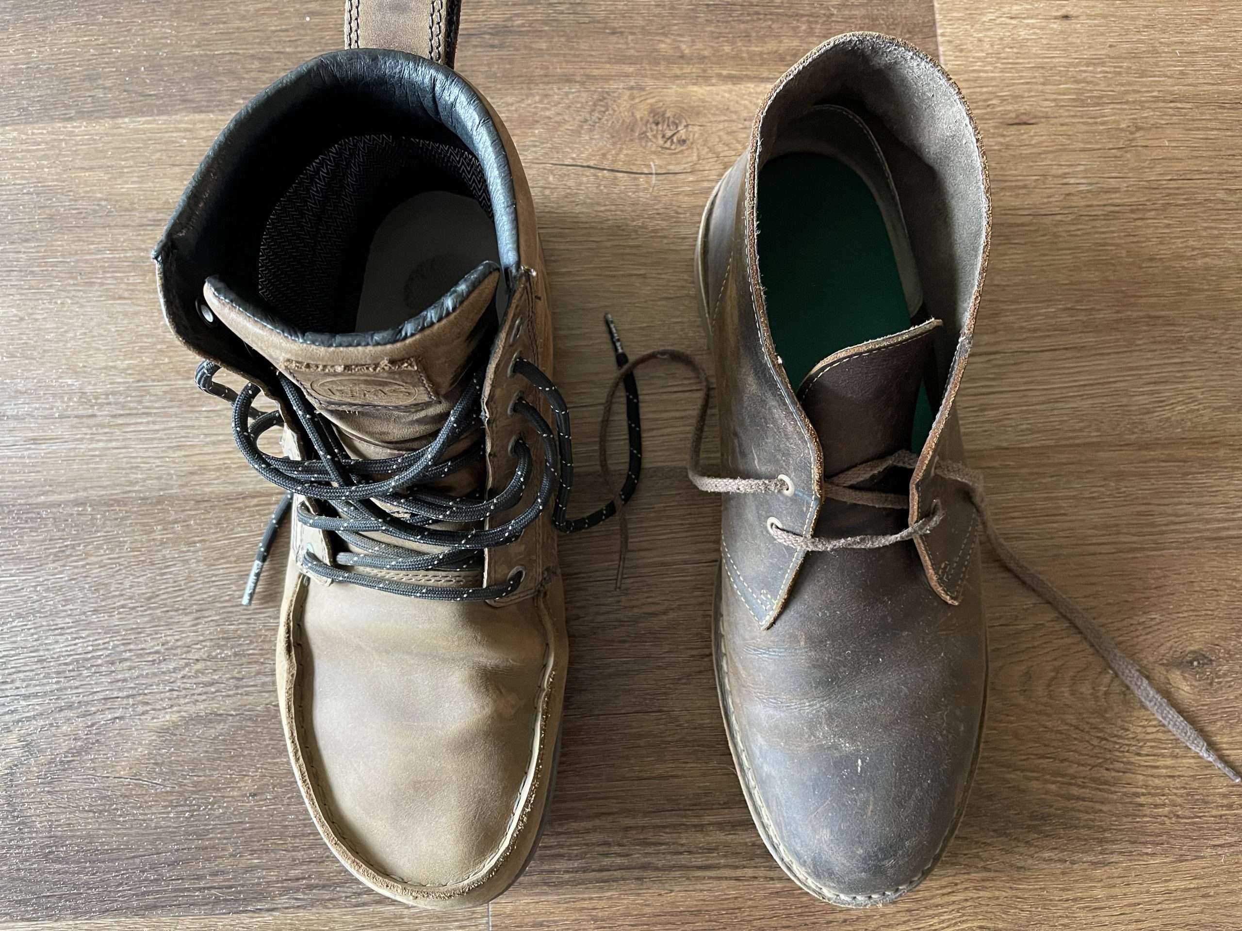 Lems Waterproof Boulder boot with a wider toe box than your typical boot