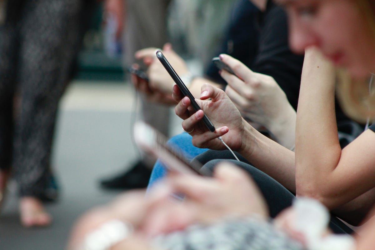 How do social media affect your mental health?
