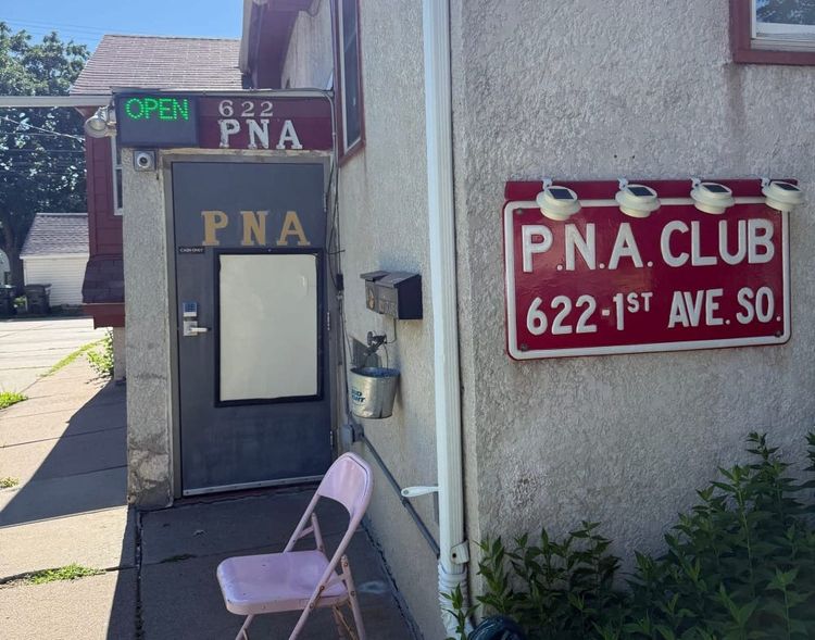Let's All Go to the Bar: PNA Lodge 1033