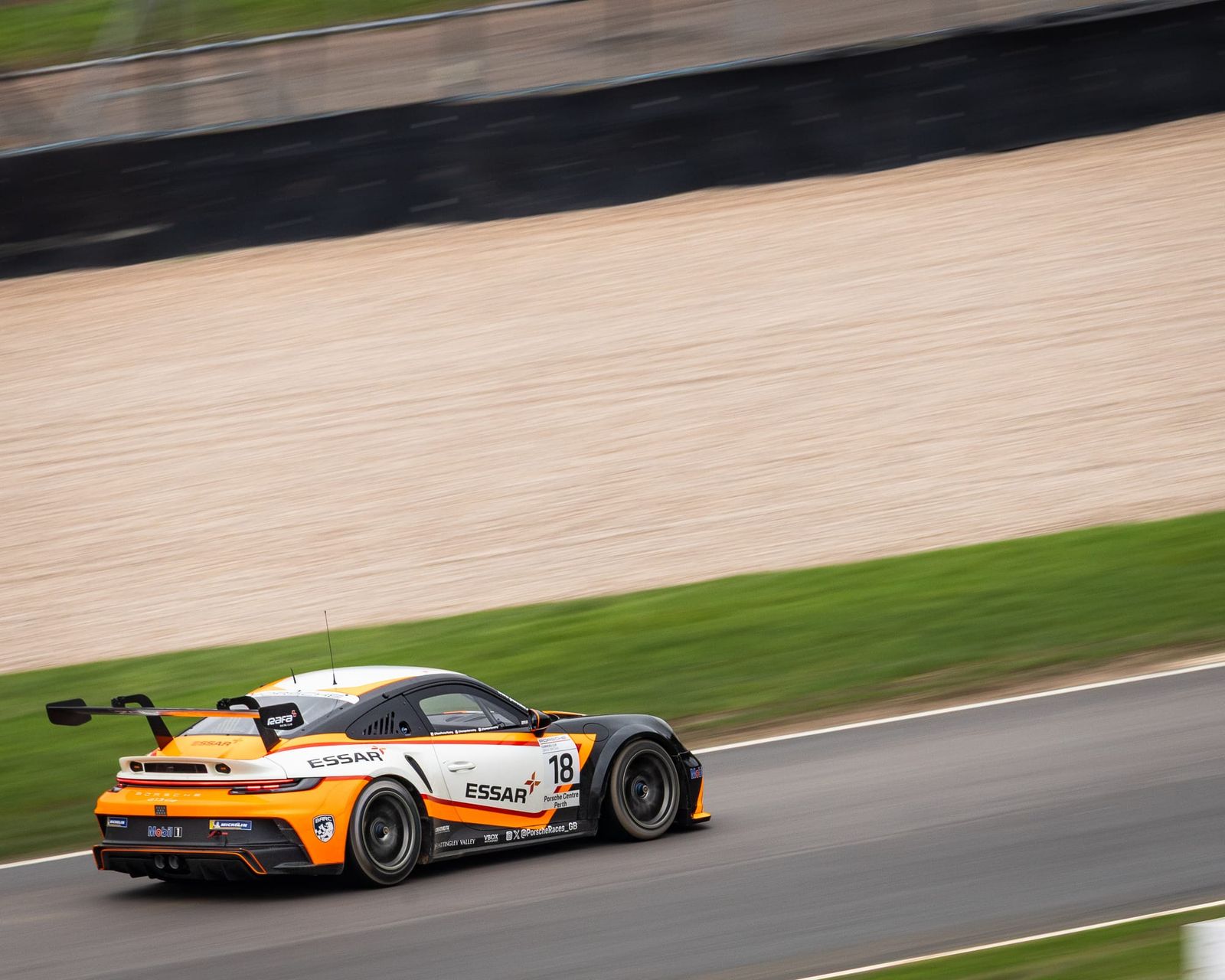 Donington Park Test Day – Greasy Surface, Serious Intent