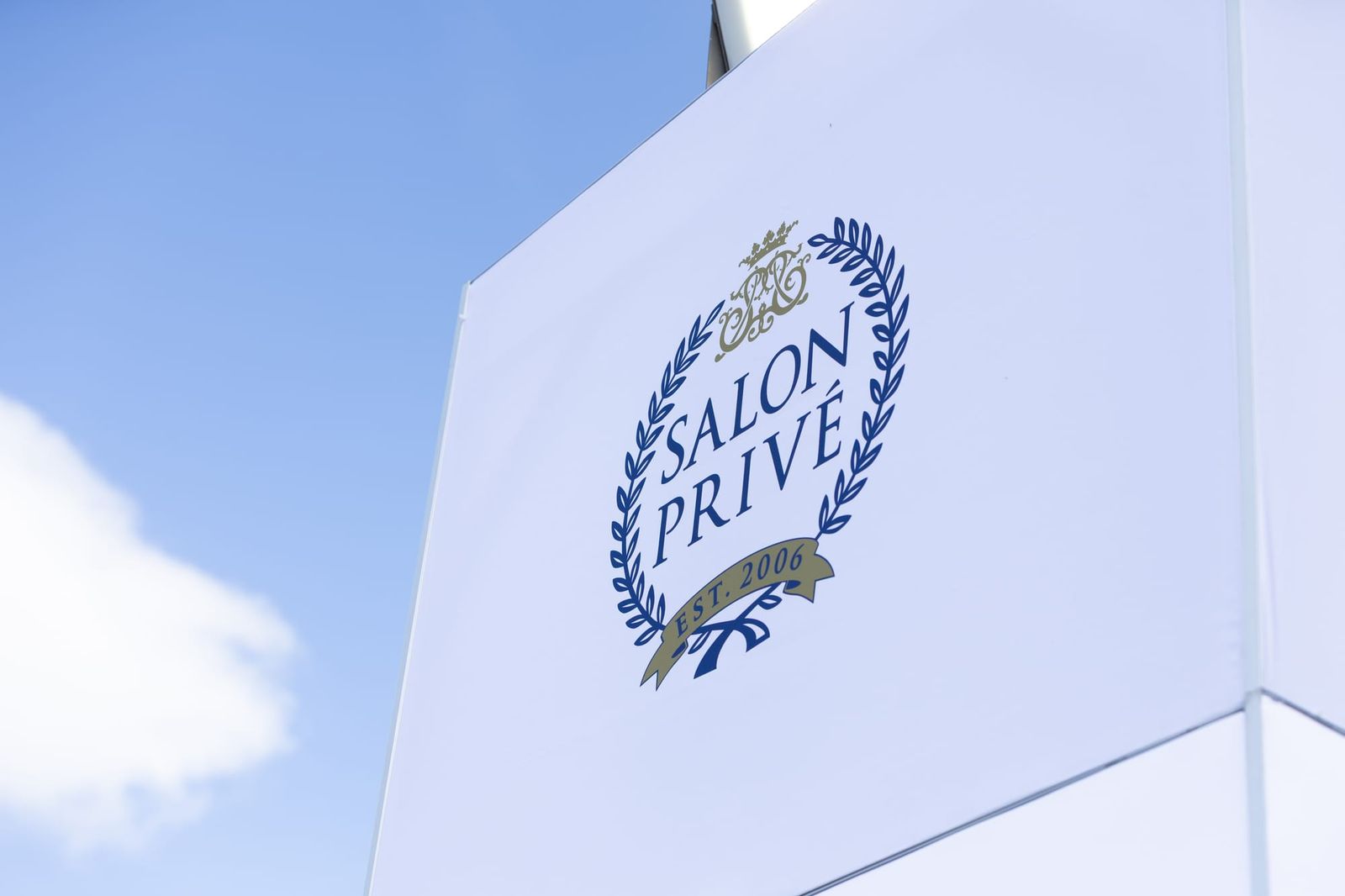 Where Elegance Meets Excess: Salon Privé Shines at Blenheim Palace