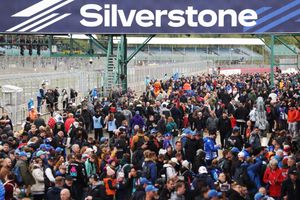 Down to the wire.. Sutton vs Ingram