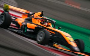 Van Langendonck double headlines dramatic British F4 opener at Donington