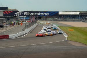 Strategy steals the show as Shahin and Patterson triumph at the Silverstone 500