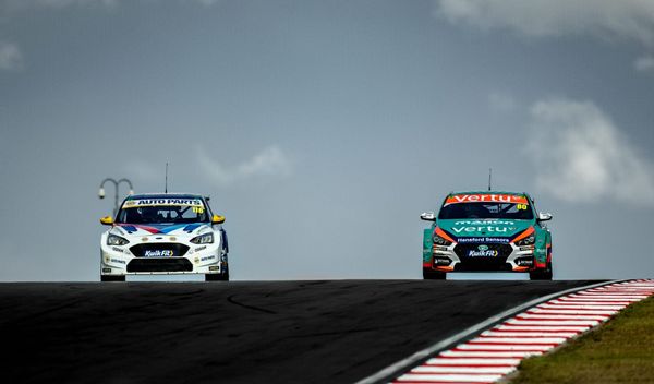 Donington Drama: Chilton Shines, Cammish Celebrates, Ingram Strikes in BTCC Triple-Header