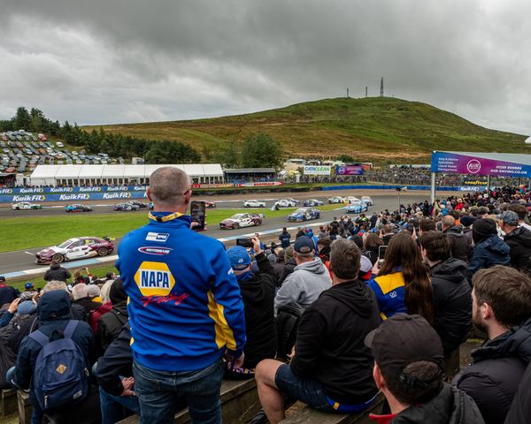 Morgan and Plato Racing Shine as Knockhill Delivers Classic BTCC Drama in All Conditions