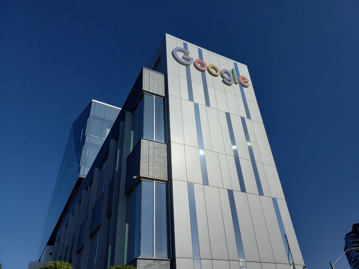 A Director of Engineering Explains How to Make $1.5 Million at Google