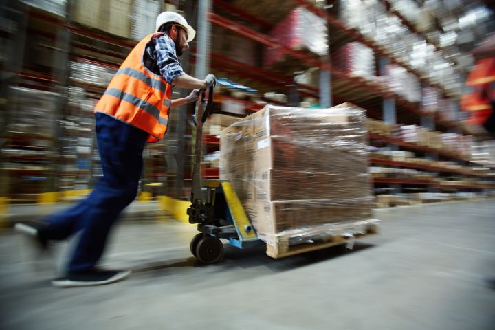 40% of Amazonians: Improve Warehouse Working Conditions
