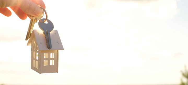 "Exploring The US In A Minivan" 23% Of Professionals Have Relocated Out Of Major cities