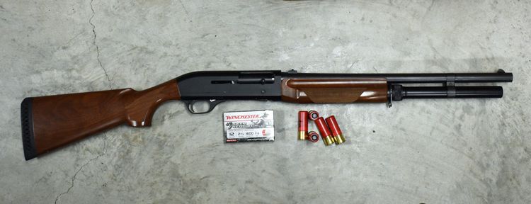 Benelli M1 Super 90 Shotgun: Riot Inspired