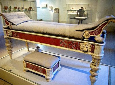 The Roman Triclinium 