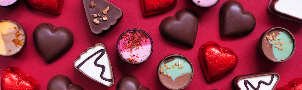 Valentine’s Day 2026: Romance, Prix Fixe Menus, and Sweet Profits